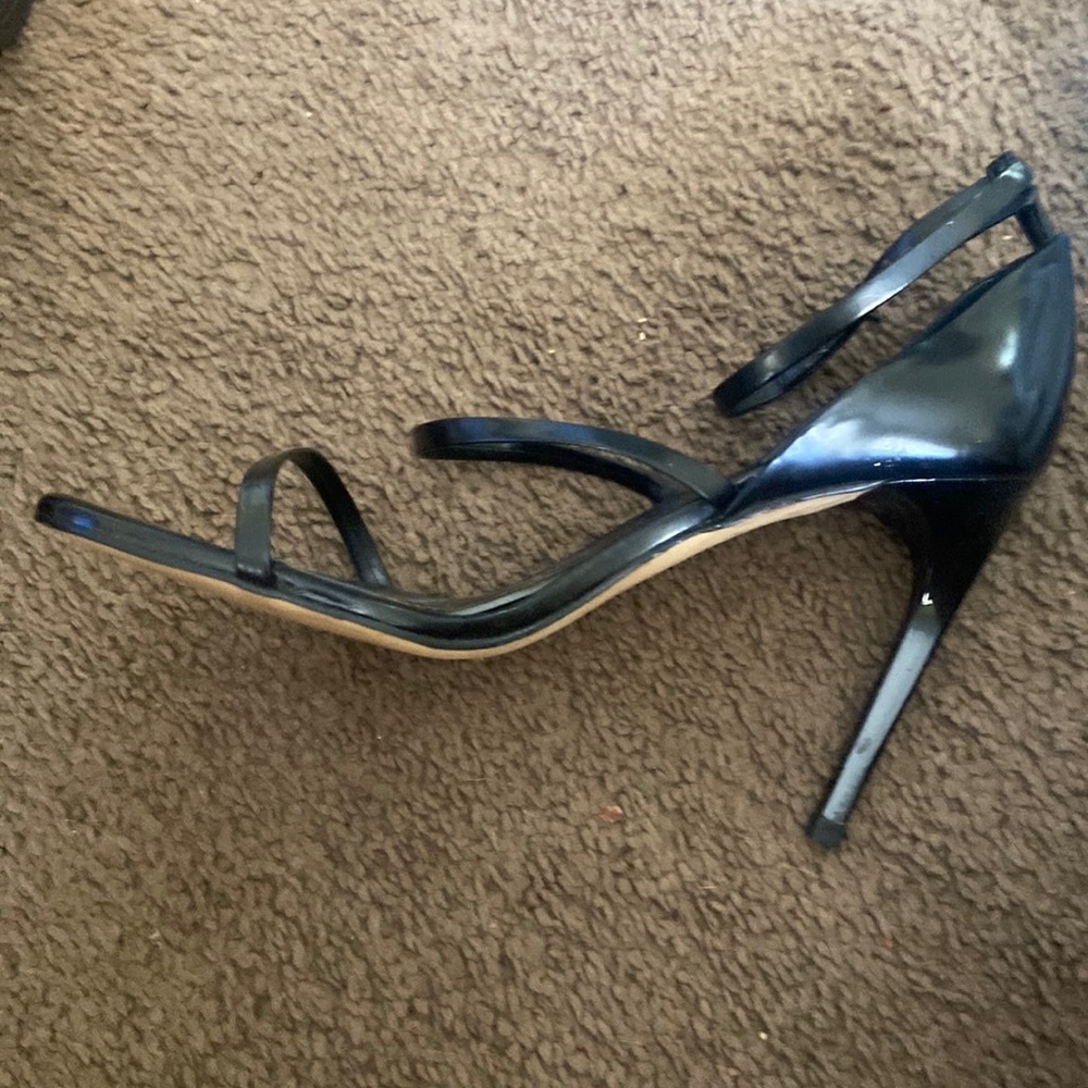 Black heels (scrappy). Size 39